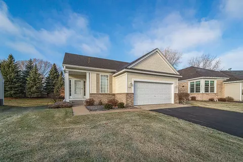 1676 Oakbrooke Ct, Eagan, MN 55122