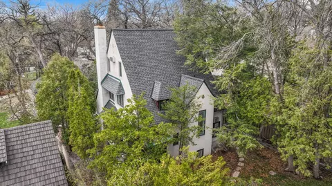 5140 Harriet Ave, Minneapolis, MN 55419