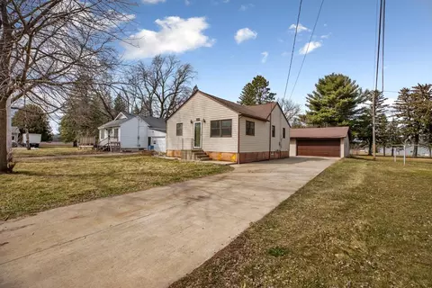306 NW Grove St, Brownsdale, MN 55918