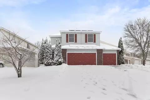 8452 Savanna Oaks Alcove, Woodbury, MN 55125