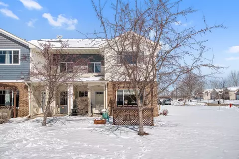 198 Shetland Ln, Lino Lakes, MN 55014