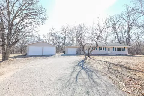 815 Geneva Rd NE, Alexandria, MN 56308