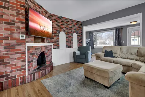 Living - 1902 3rd St N, Saint Cloud, MN 56303 photo 3 of 4