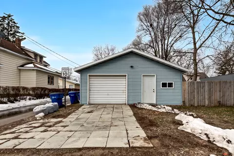 Exterior - 1902 3rd St N, Saint Cloud, MN 56303 photo 6 of 12