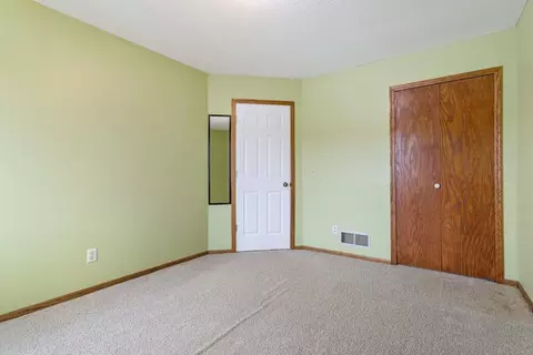 10913 Jersey Ct N, Champlin, MN 55316 photo 13
