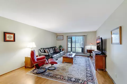 35 Nathan Ln N #107, Plymouth, MN 55441