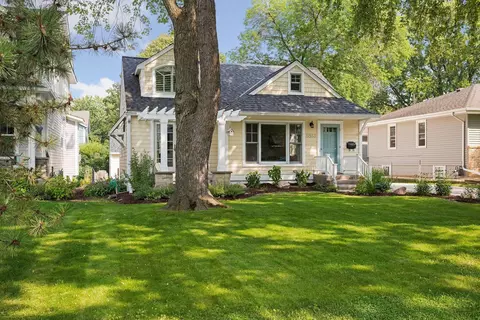 5813 Saint Johns Ave, Edina, MN 55424
