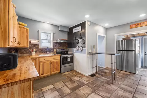 Kitchen - 4480 41st St W, Webster, MN 55088 photo 2 of 7