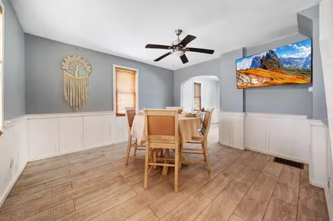 Dining - 4480 41st St W, Webster, MN 55088 photo 4 of 4