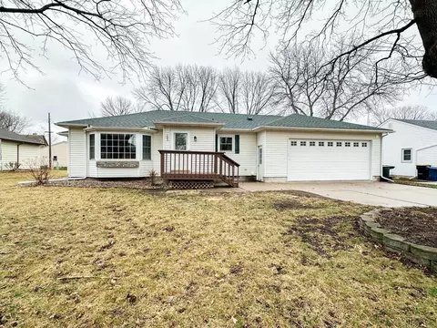 103 E Brooks St, Arlington, MN 55307