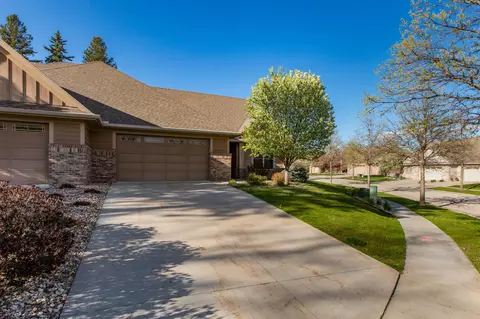 691 Fox Chase Rd SW, Rochester, MN 55902