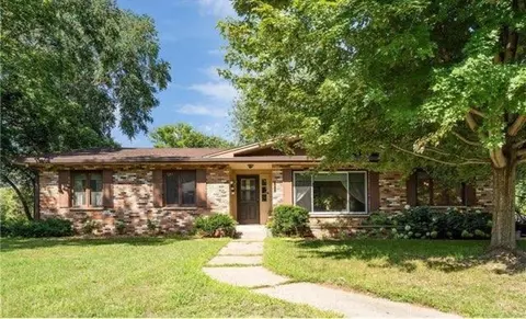 1612 Harriet St S, Stillwater, MN 55082