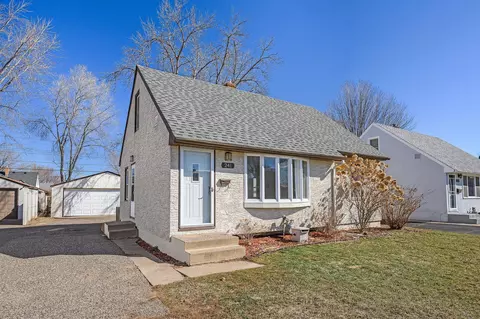 241 Ash St E, South Saint Paul, MN 55075