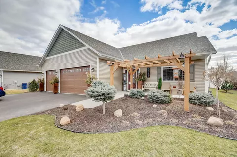 19355 Century Ct, Farmington, MN 55024