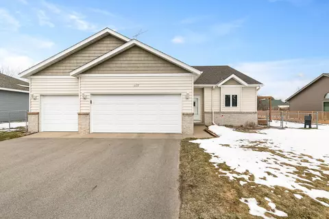 1137 5th St N, Sartell, MN 56377