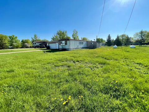58 78 Commercial Ave, Villard, MN 56385