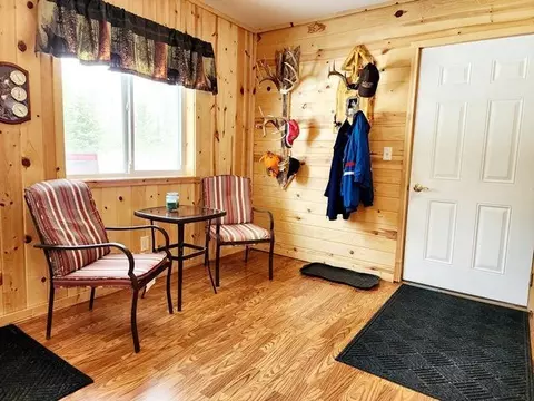 Entry Way - 27256 Cr-52, Bigfork, MN 56628 photo 1 of 2