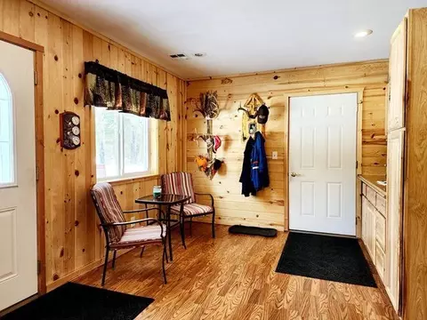 Entry Way - 27256 Cr-52, Bigfork, MN 56628 photo 2 of 2