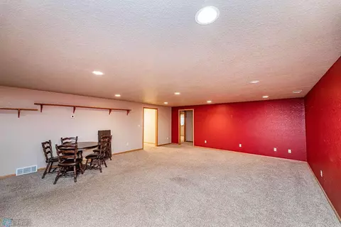 505 Jackson Ave E, Lisbon, ND 58054 photo 30