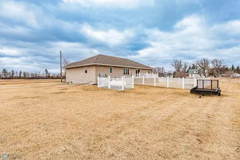 505 Jackson Ave E, Lisbon, ND 58054 photo 56