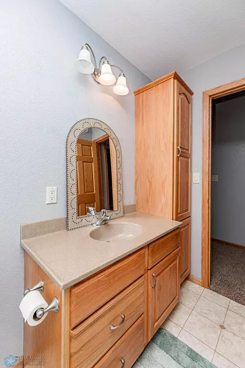 505 Jackson Ave E, Lisbon, ND 58054 photo 27
