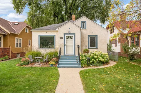 2710 Arthur St NE, Minneapolis, MN 55418