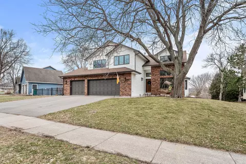 9516 Yukon Ave S, Bloomington, MN 55438