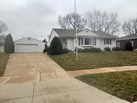 201 17th St NW, Austin, MN 55912
