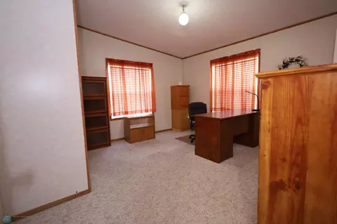 329 N 5th St, Warren, MN 56762 photo 3