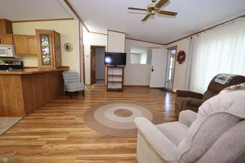 329 N 5th St, Warren, MN 56762 photo 14
