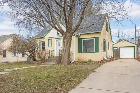 2099 Fremont Ave E, Saint Paul, MN 55119