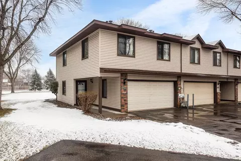 7544 Maplebrook Pkwy N, Brooklyn Park, MN 55445