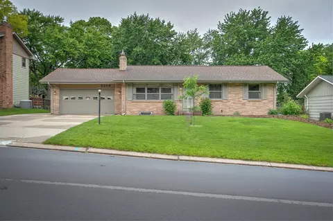 3309 Xylon Ave N, New Hope, MN 55427