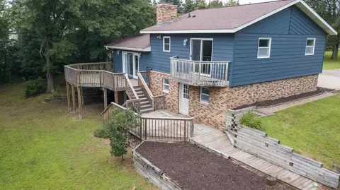 19363 Florence Cir, Richmond, MN 56368