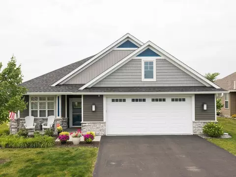 25454 Farmstead Ln, Wyoming, MN 55092