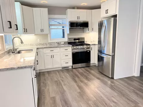 1824 Birch Lake Ave, White Bear Lake, MN 55110
