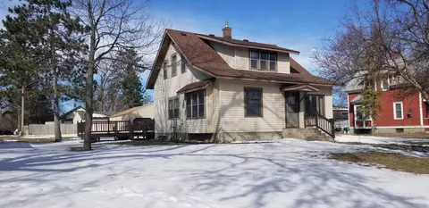 440 3rd Ave SE, Milaca, MN 56353 photo 2
