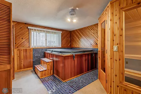 Kitchen - 2008 29th Ave S, Fargo, ND 58103 photo 6 of 6
