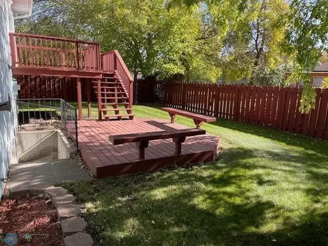 Exterior - 2008 29th Ave S, Fargo, ND 58103 photo 11 of 14