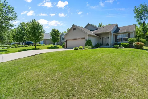 932 Firethorne Trl, Jordan, MN 55352 photo 2