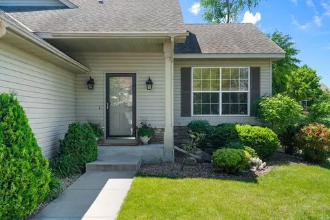 932 Firethorne Trl, Jordan, MN 55352 photo 3