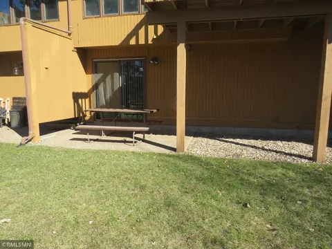 1122 13th St E, Glencoe, MN 55336 photo 4