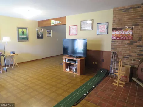 1122 13th St E, Glencoe, MN 55336 photo 18