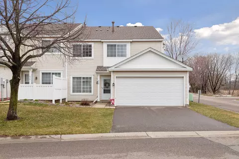 428 Leeward Trl, Woodbury, MN 55129
