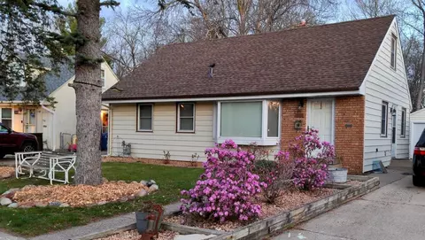 2505 Nokomis Ave, Saint Paul, MN 55119