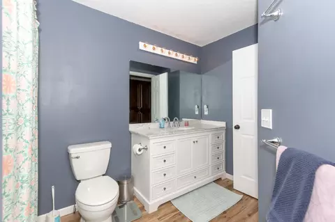 Bath - 1011 Meadow St, Cologne, MN 55322 photo 1 of 3