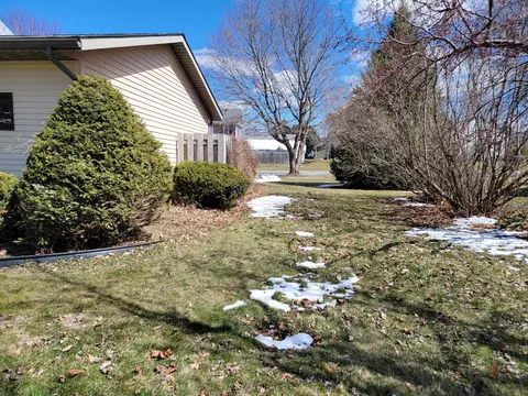 Exterior - 55 2nd Ave NW, Harmony, MN 55939 photo 8 of 9