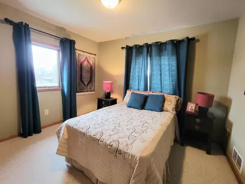 Bedroom - 55 2nd Ave NW, Harmony, MN 55939 photo 4 of 9