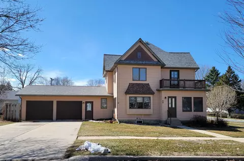 55 2nd Ave NW, Harmony, MN 55939