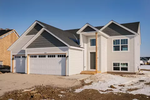 4717 7th St NE, Saint Cloud, MN 56304